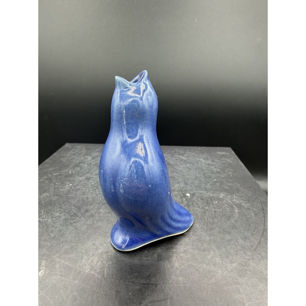 Ceramic Blue Pie Bird – Vintage Pie Vent  🐦✨
